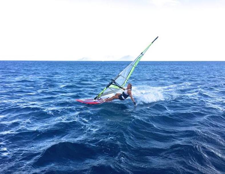 C&#39;è spazio anche per il windsurf. Facebook